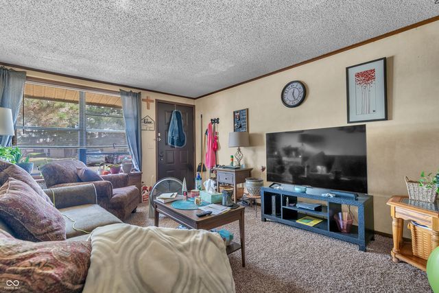 3033 S P Street, Elwood, IN 46036