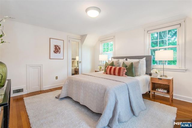 9 Hamilton Terrace, Montclair, NJ 07043