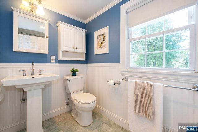 9 Hamilton Terrace, Montclair, NJ 07043