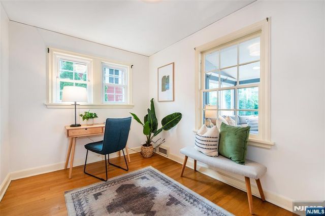 9 Hamilton Terrace, Montclair, NJ 07043