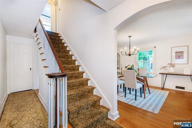 9 Hamilton Terrace, Montclair, NJ 07043