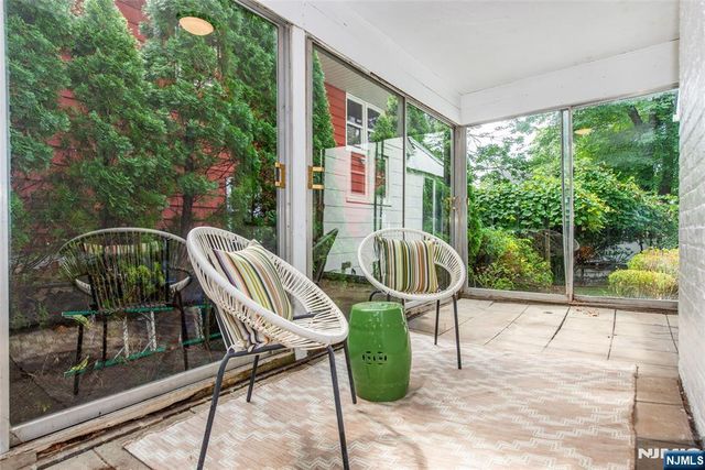 9 Hamilton Terrace, Montclair, NJ 07043