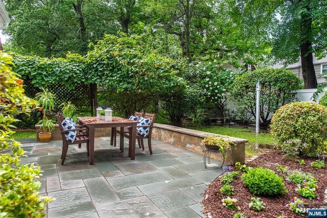 9 Hamilton Terrace, Montclair, NJ 07043