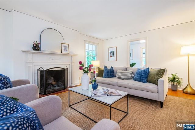 9 Hamilton Terrace, Montclair, NJ 07043