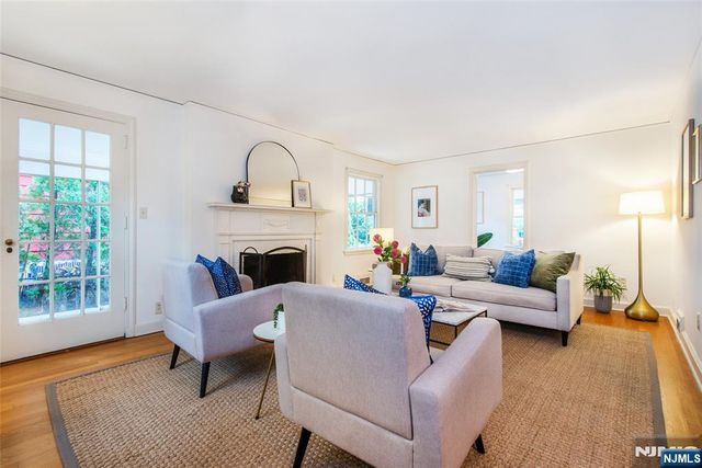 9 Hamilton Terrace, Montclair, NJ 07043