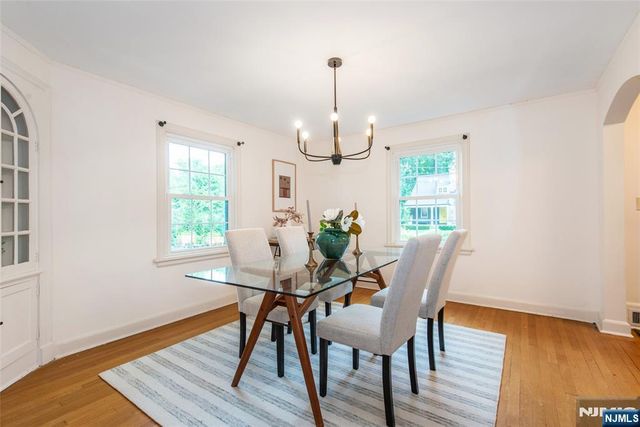 9 Hamilton Terrace, Montclair, NJ 07043