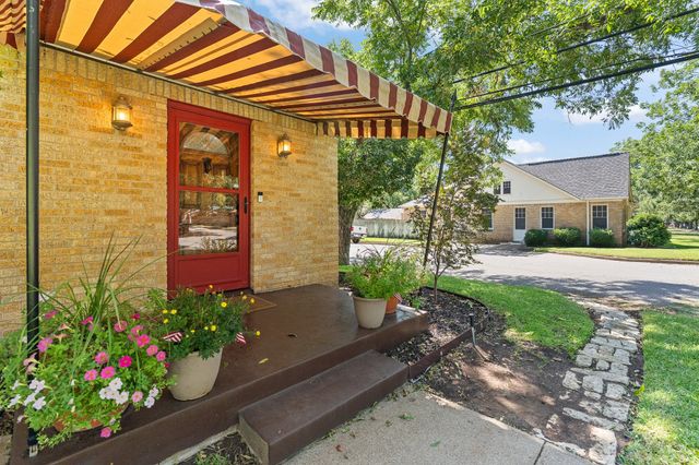 115 Bellevue Drive, Cleburne, TX 76033
