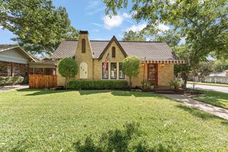 115 Bellevue Drive, Cleburne, TX 76033