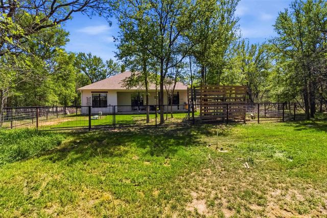 178 Waikakaaua DR, Bastrop, TX 78602