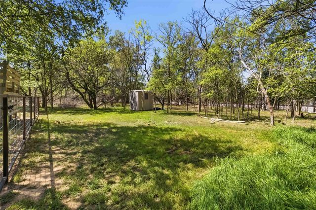 178 Waikakaaua DR, Bastrop, TX 78602
