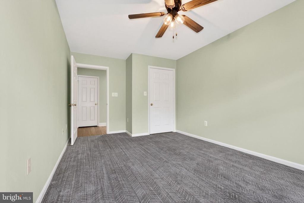 Image 18 of property listing at 4500 CHAUCER WAY #101, Owings Mills, MD 21117