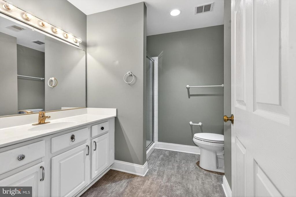 Image 21 of property listing at 4500 CHAUCER WAY #101, Owings Mills, MD 21117