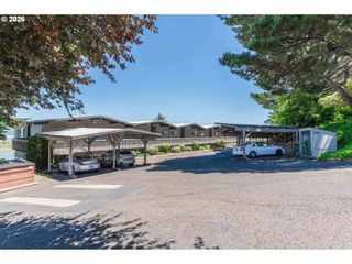 290 N 3RD Ct 4, Coos Bay, OR 97420