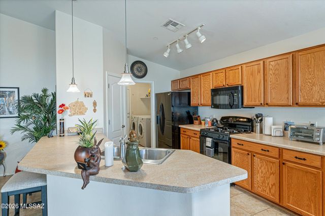 61033 E Forelock Place, Tucson, AZ 85739