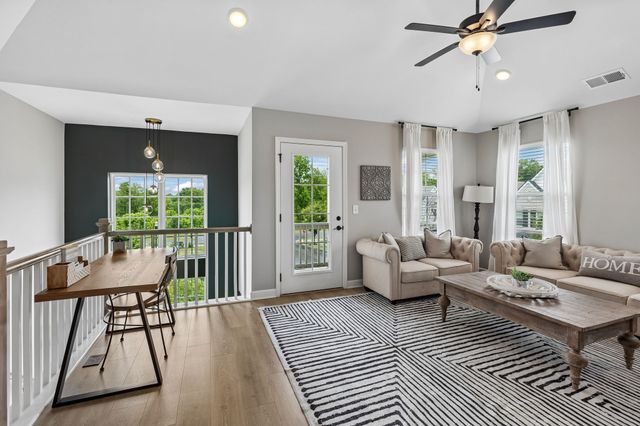 233 Champaign Pvt Drive, Hendersonville, TN 37075