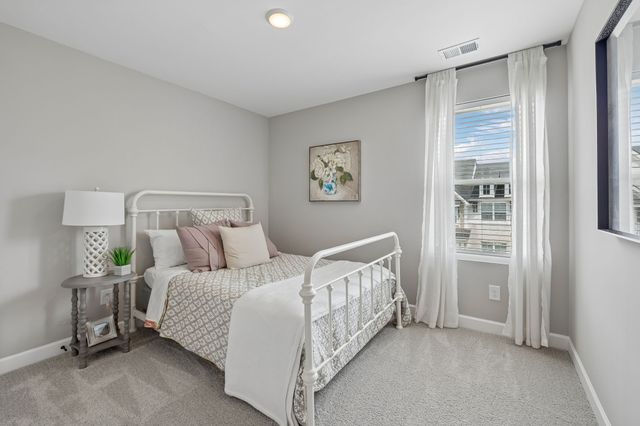 233 Champaign Pvt Drive, Hendersonville, TN 37075