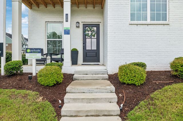 233 Champaign Pvt Drive, Hendersonville, TN 37075