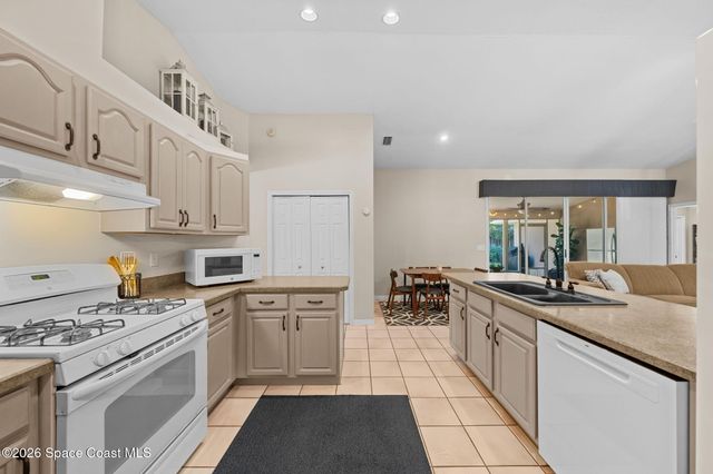 938 Pelican Lane, Rockledge, FL 32955