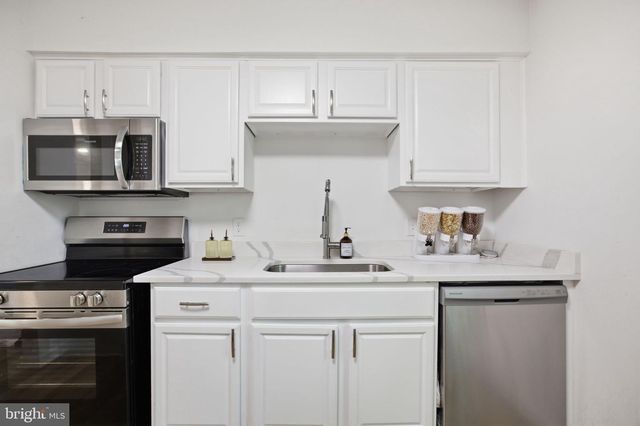10505 COBBLESTONE DR, Spotsylvania, VA 22553