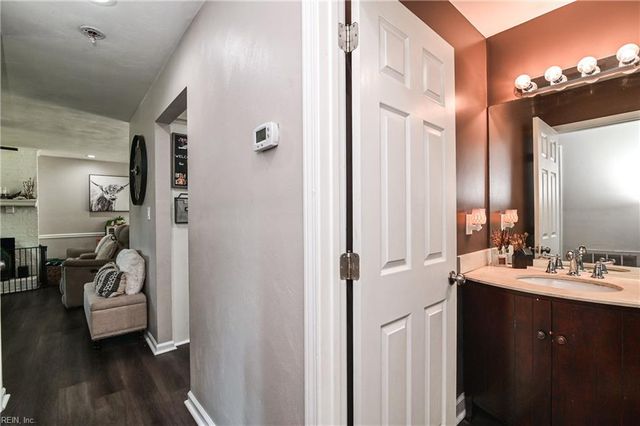 932 Bowling Green TRL, Chesapeake, VA 23320