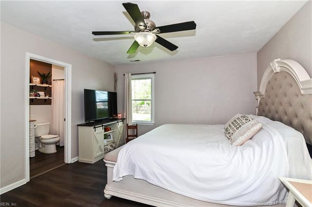 932 Bowling Green TRL, Chesapeake, VA 23320