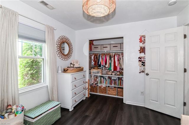 932 Bowling Green TRL, Chesapeake, VA 23320