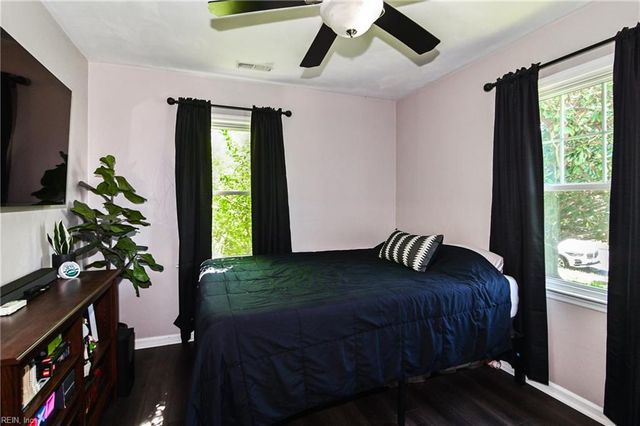 932 Bowling Green TRL, Chesapeake, VA 23320