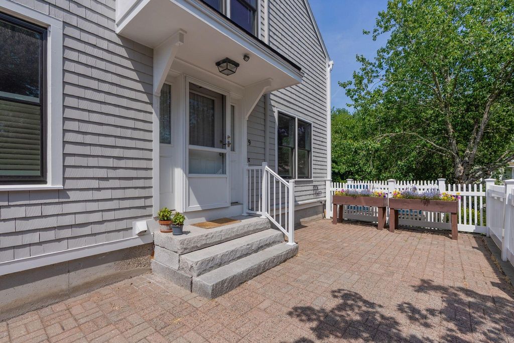 9 Benjamin Hubbard Lane 9, Kennebunk, ME 04043 — photo 5