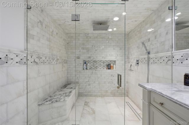 56173 Parkview Drive, Shelby Charter Township, MI 48316