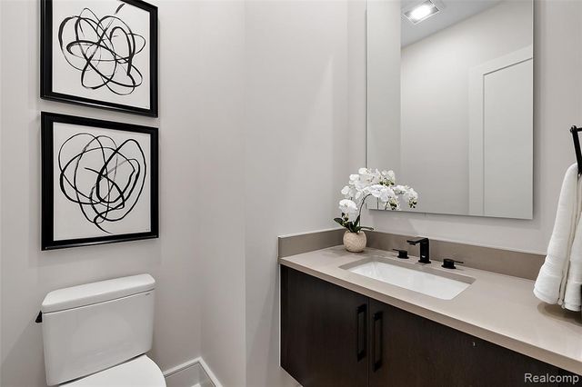 49588 Villa Drive, Novi, MI 48374