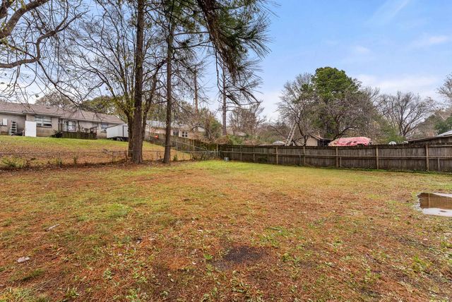 8193 CEDARBROOK DR, Southaven, MS 38671