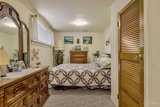 1118 Stuttgart Drive, Fayetteville, OH 45118