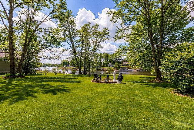 1118 Stuttgart Drive, Fayetteville, OH 45118