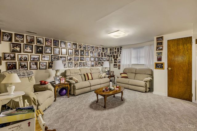 1118 Stuttgart Drive, Fayetteville, OH 45118