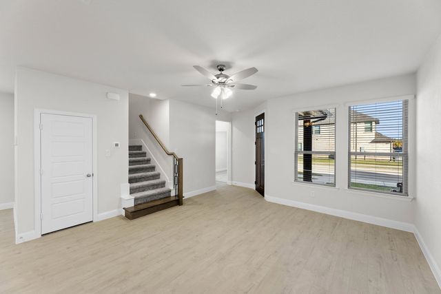 1963 Gentle Oak Trail, Corinth, TX 76210