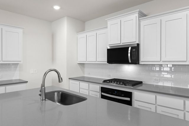 1963 Gentle Oak Trail, Corinth, TX 76210