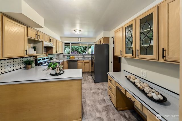 1108 NE 106th Street, Seattle, WA 98125