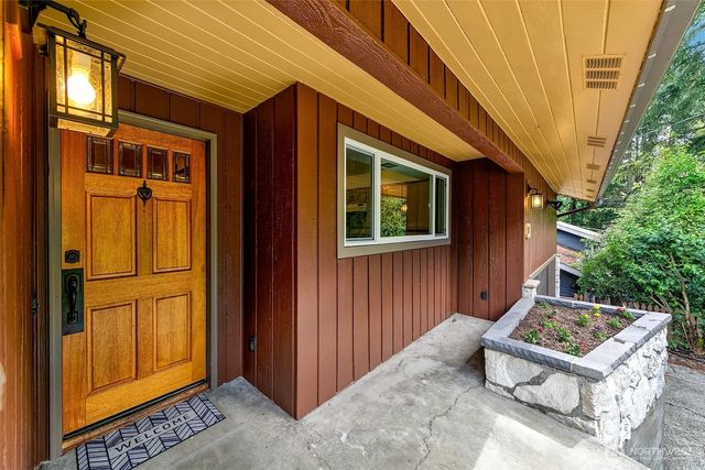 1108 NE 106th Street, Seattle, WA 98125