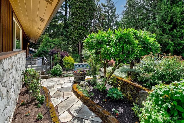1108 NE 106th Street, Seattle, WA 98125