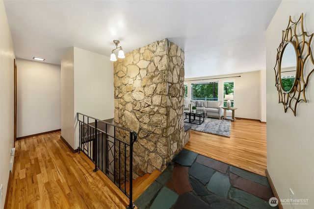 1108 NE 106th Street, Seattle, WA 98125