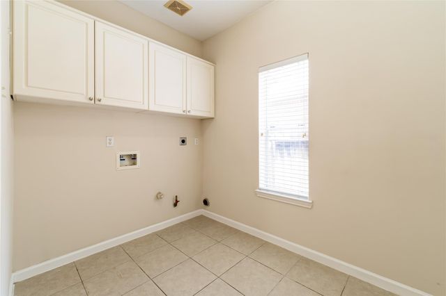 4111 Surreydon Drive, Houston, TX 77014