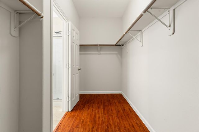 4111 Surreydon Drive, Houston, TX 77014