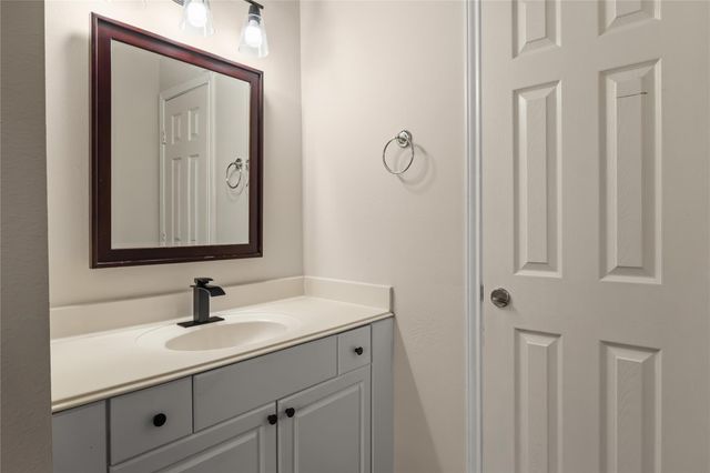 4111 Surreydon Drive, Houston, TX 77014