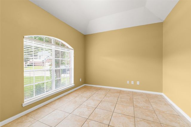 4111 Surreydon Drive, Houston, TX 77014