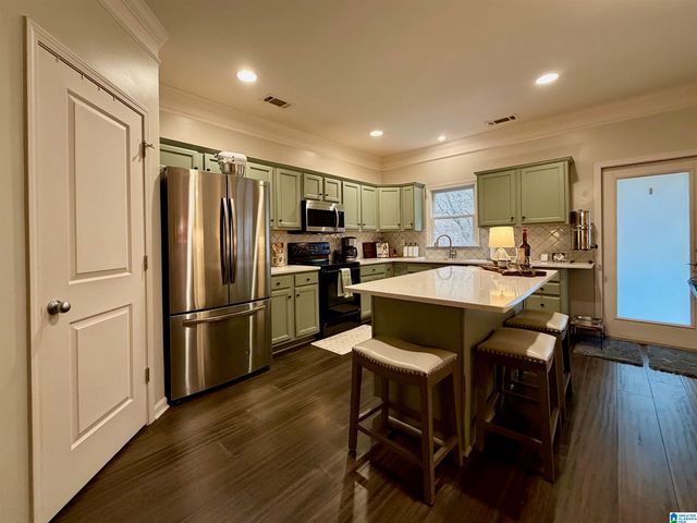 1021 INVERNESS COVE WAY, Hoover, AL 35242