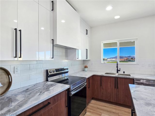 2886 Mount Charleston, Pahrump, NV 89048