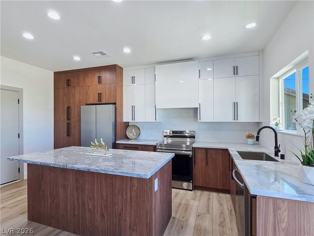 2886 Mount Charleston, Pahrump, NV 89048