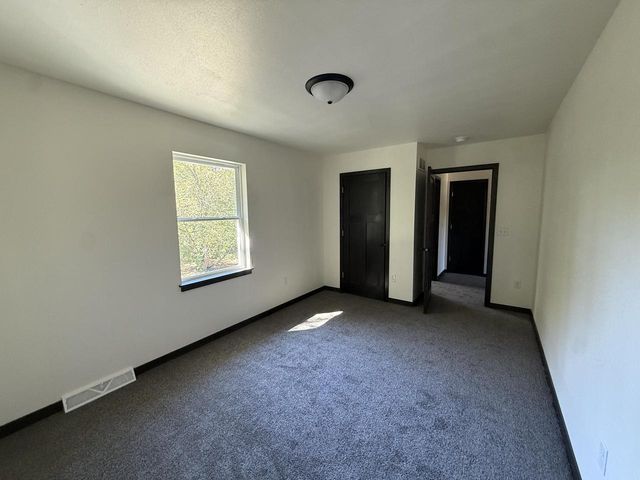 2308 Finch COURT, Waukesha, WI 53189