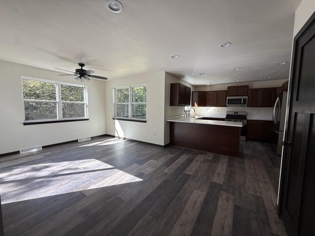 2308 Finch COURT, Waukesha, WI 53189