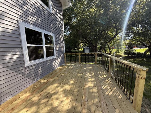 2308 Finch COURT, Waukesha, WI 53189
